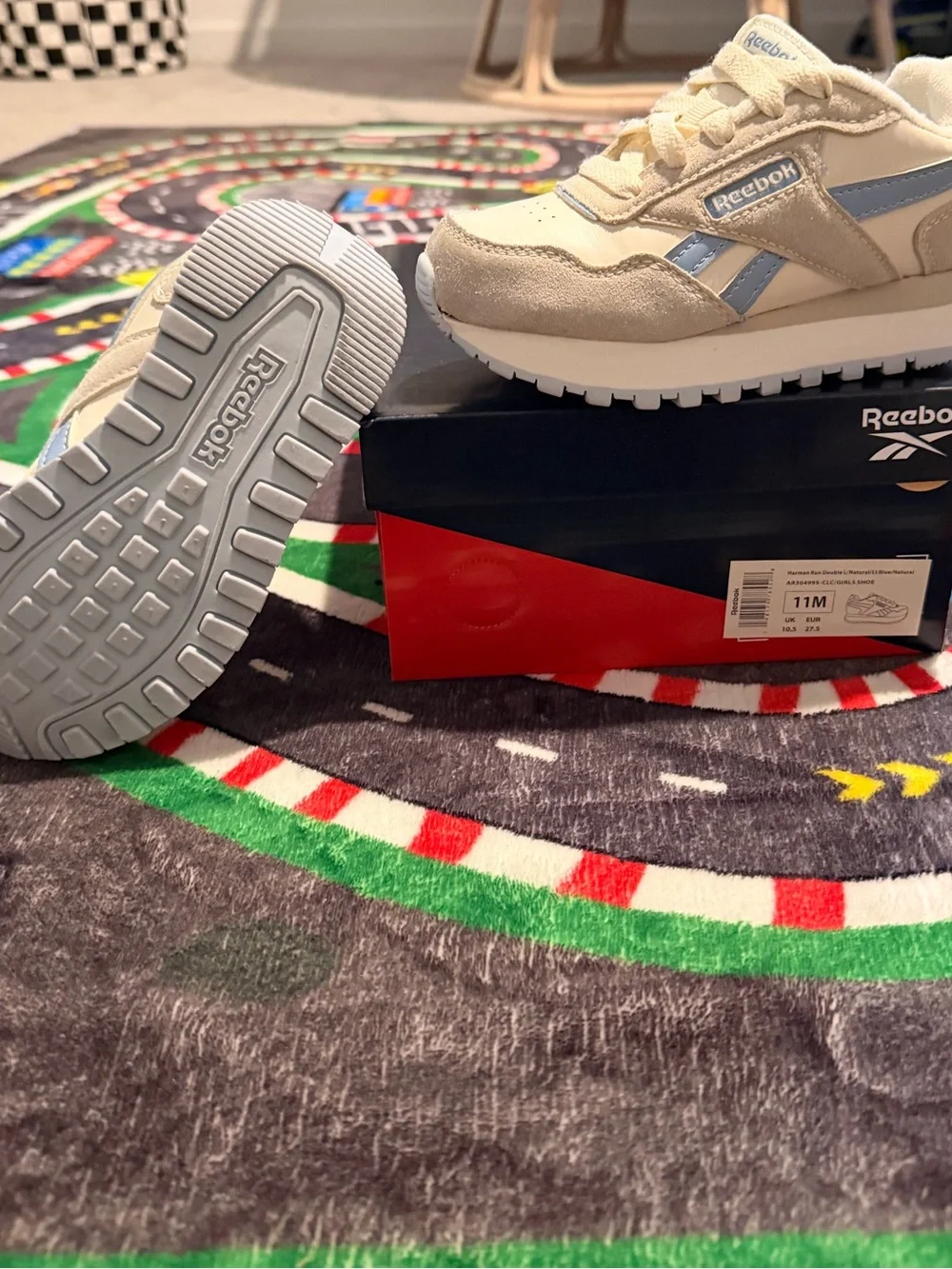 Reebok soft beige